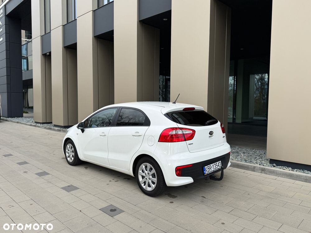 Kia Rio 1.2 Attract - 8