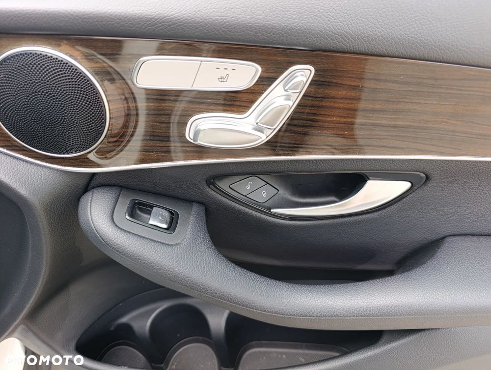 Mercedes-Benz GLC 300 4Matic 9G-TRONIC - 14