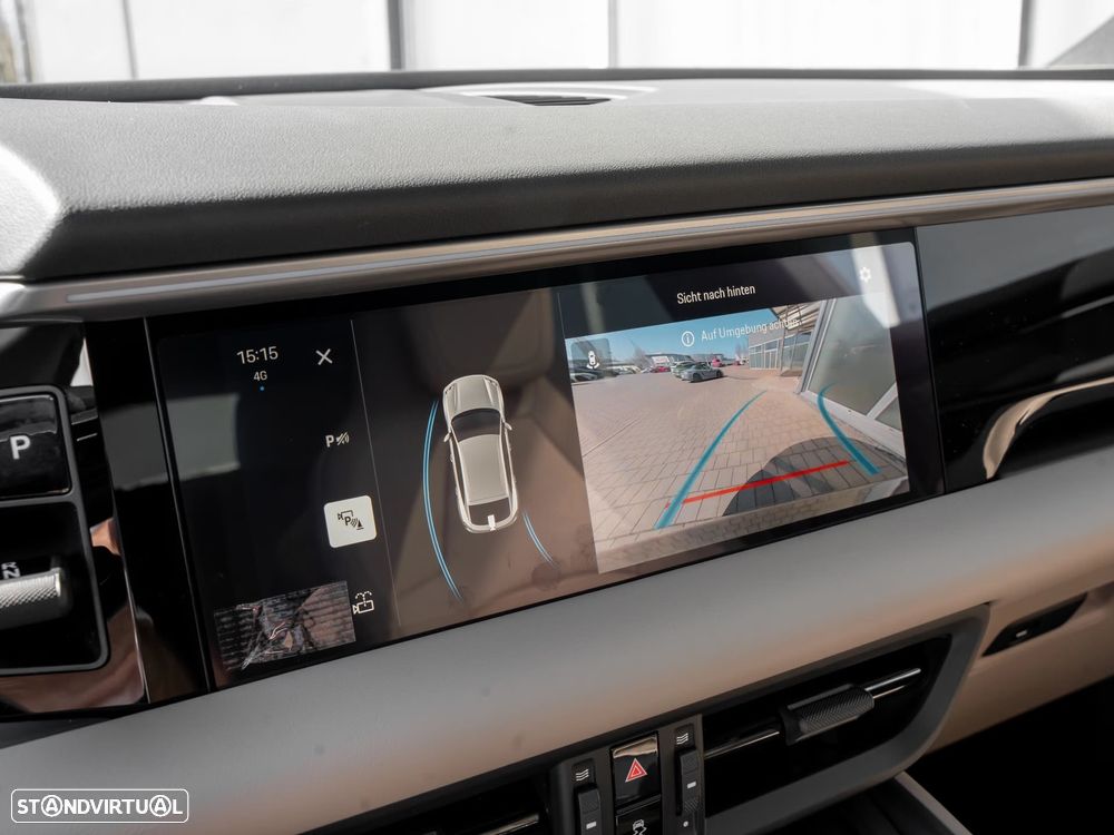 Porsche Macan Electric 4 - 27