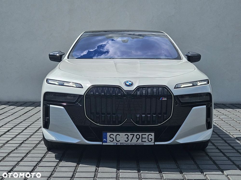 BMW Seria 7 M760e PHEV xDrive sport - 4