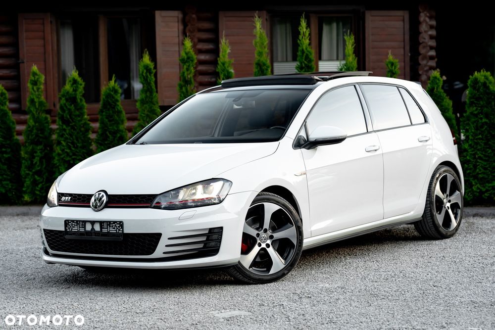 Volkswagen Golf 2.0 TSI BMT GTI - 2