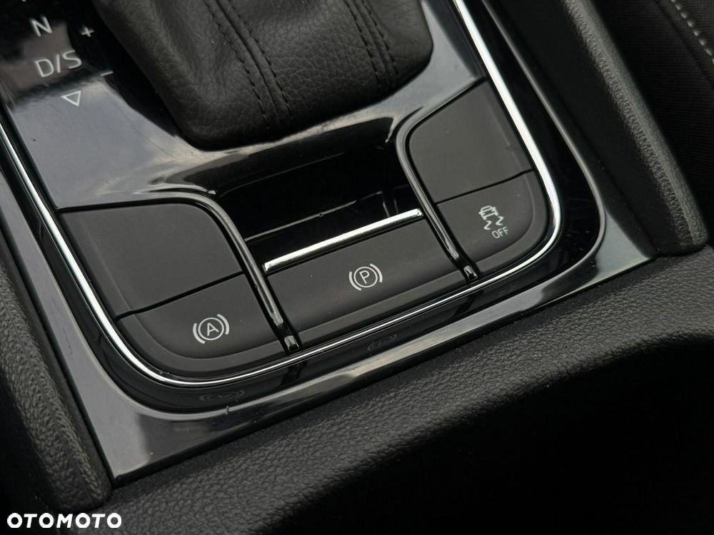 Skoda Karoq 1.5 TSI DSG Ambition - 30