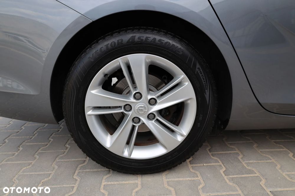 Opel Insignia 1.5 T Elite S&S - 33
