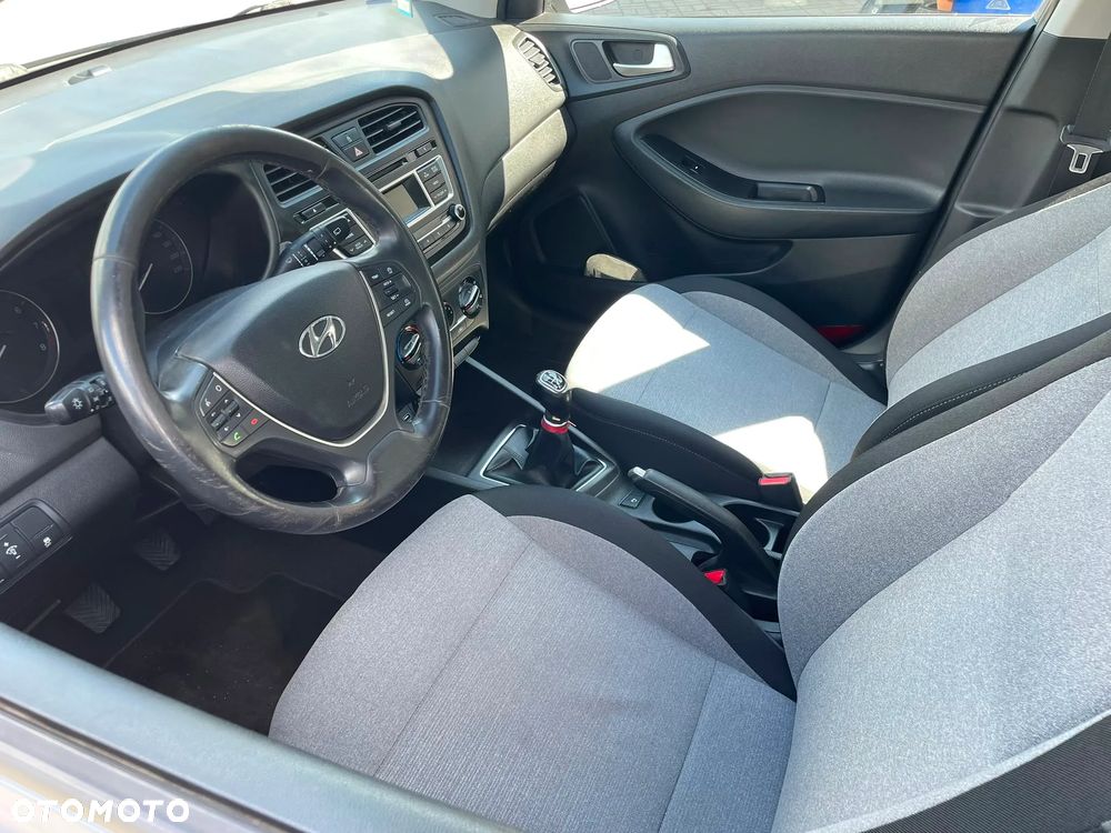 Hyundai i20 1.2 Elegant - 8