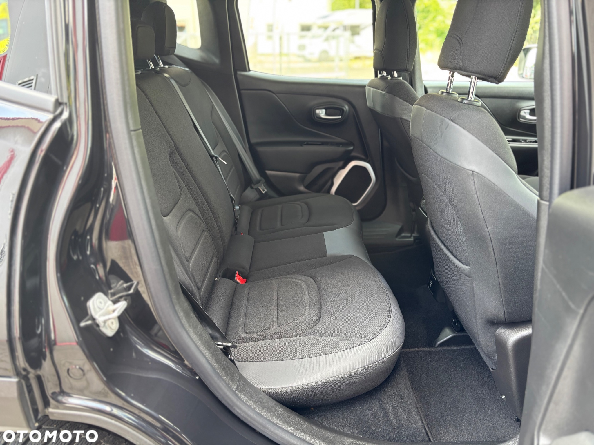 Jeep Renegade 1.4 MultiAir Limited FWD S&S - 28