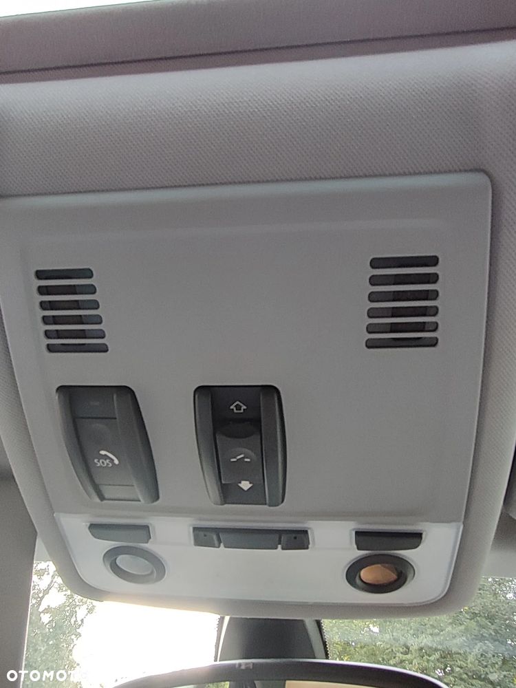 BMW Seria 1 120d DPF - 32