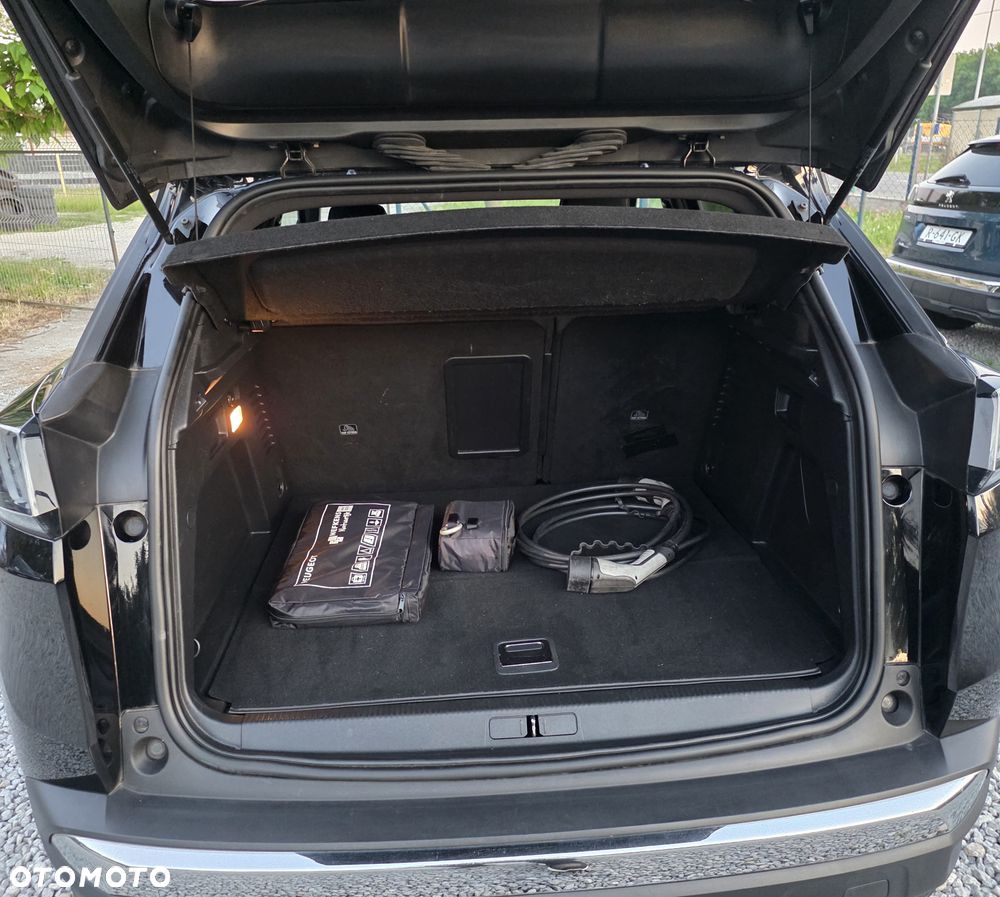 Peugeot 3008 1.6 PureTech HYbrid GT S&S EAT8 - 13