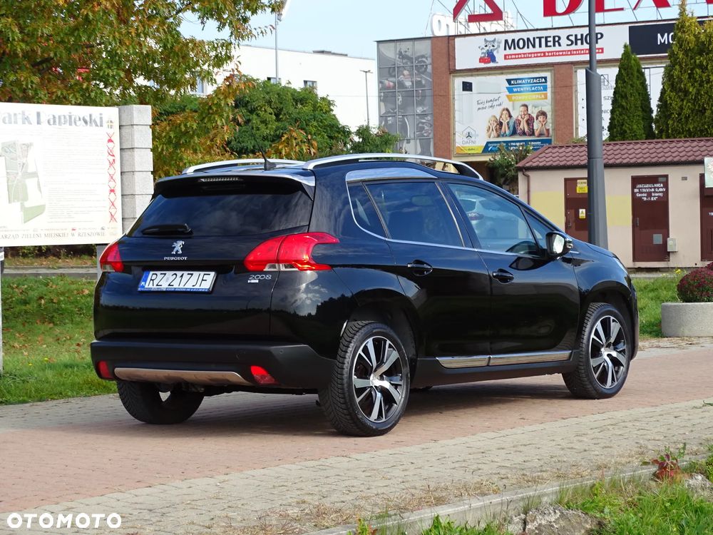 Peugeot 2008 1.6 e-HDi Allure S&S - 17