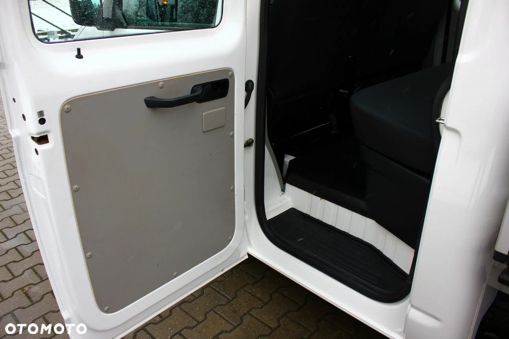 Volkswagen Transporter T6 2.0 TDI 102KM DOKA BRYGADÓWKA 6 OSÓB FV23% - 31