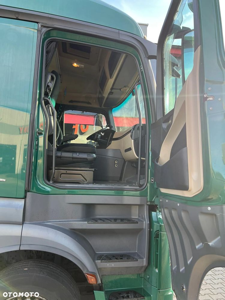 Mercedes-Benz Actros 2542 - 17