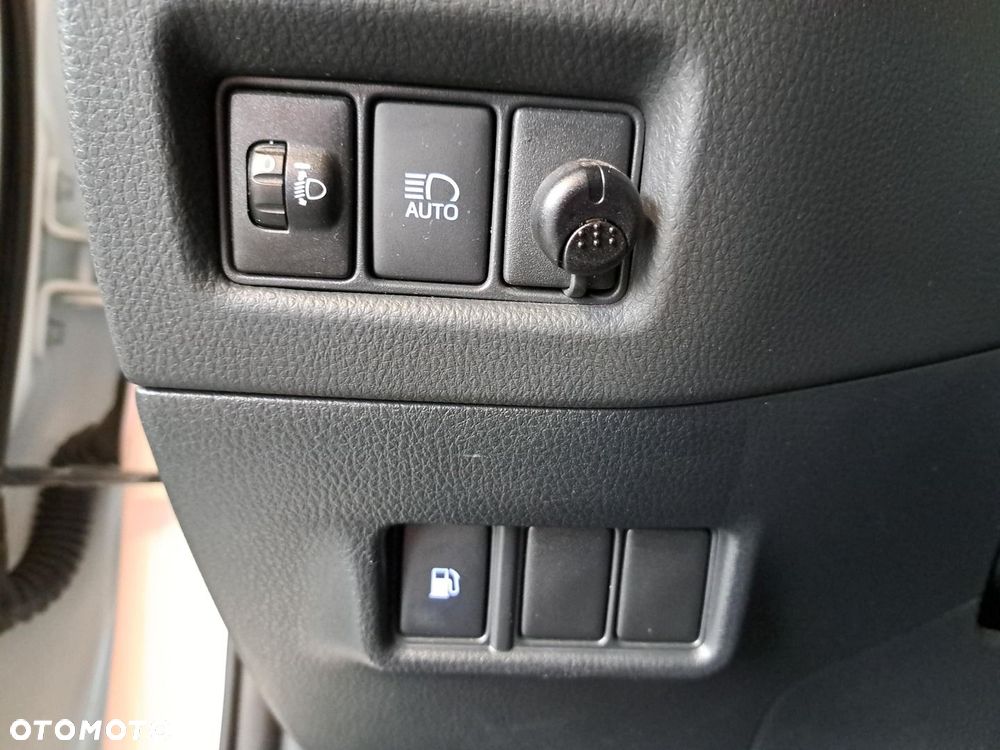 Toyota C-HR 1.8 Hybrid GPF Comfort - 32