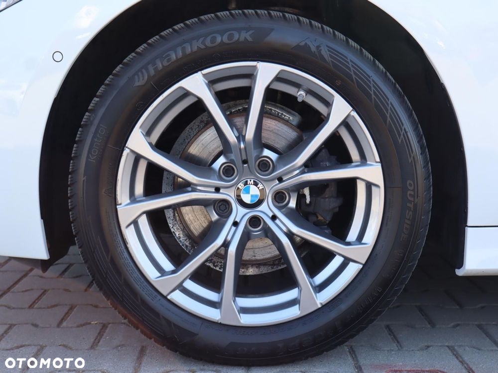BMW Seria 3 318d - 4