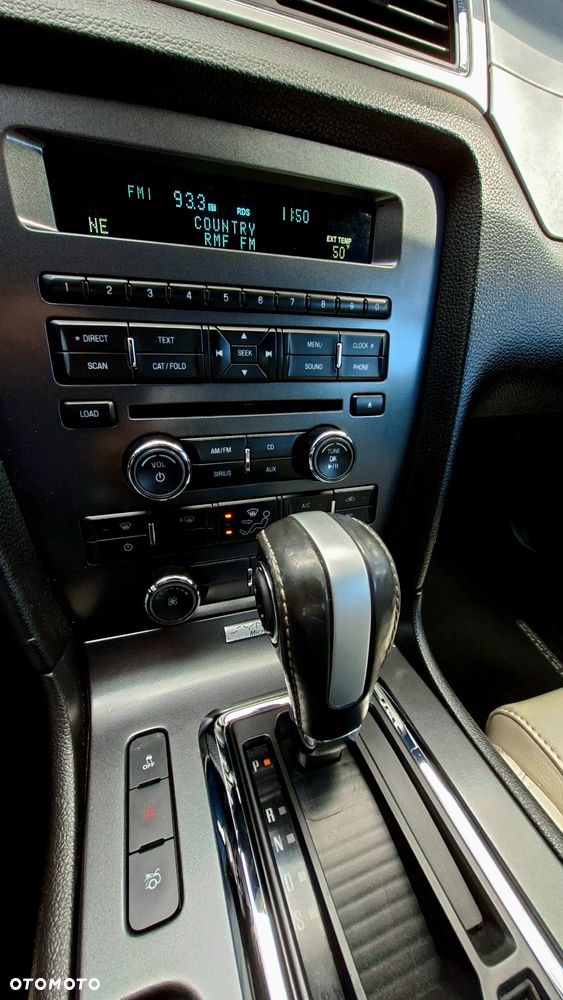 Ford Mustang 3.7 V6 Premium - 37