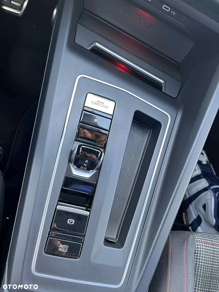 Volkswagen Golf VIII 2.0 TSI GTI DSG - 16