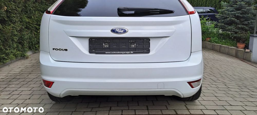 Ford Focus 1.8 White Magic - 19