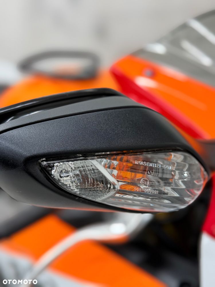 Honda CBR - 28