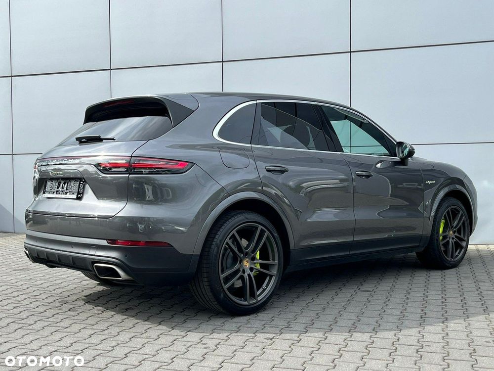 Porsche Cayenne E-Hybrid - 10