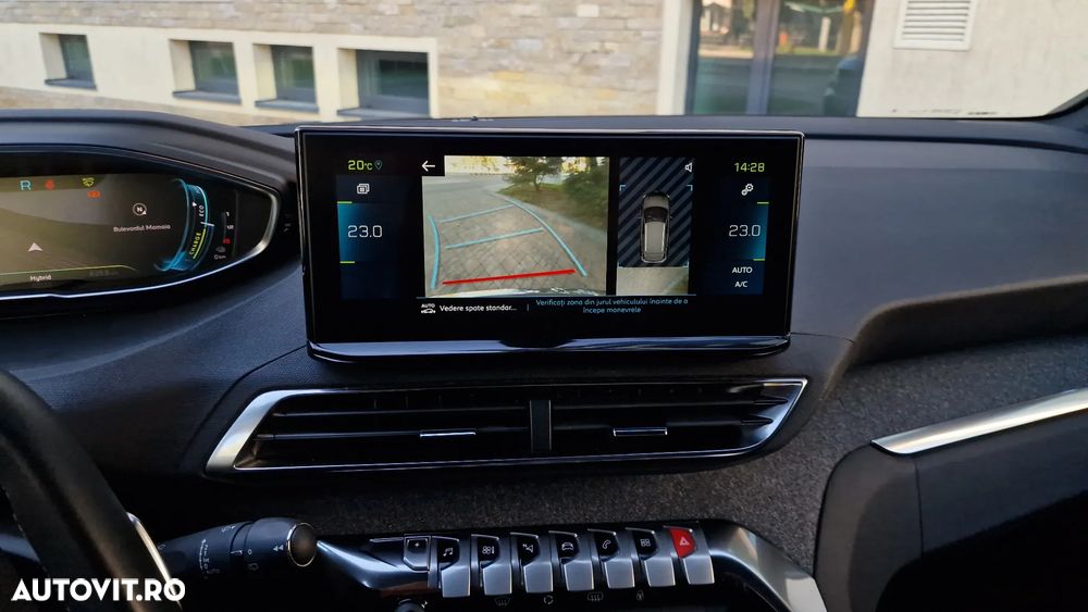 Peugeot 3008 PHEV 300 EAT8 4X4 Allure Pack - 11