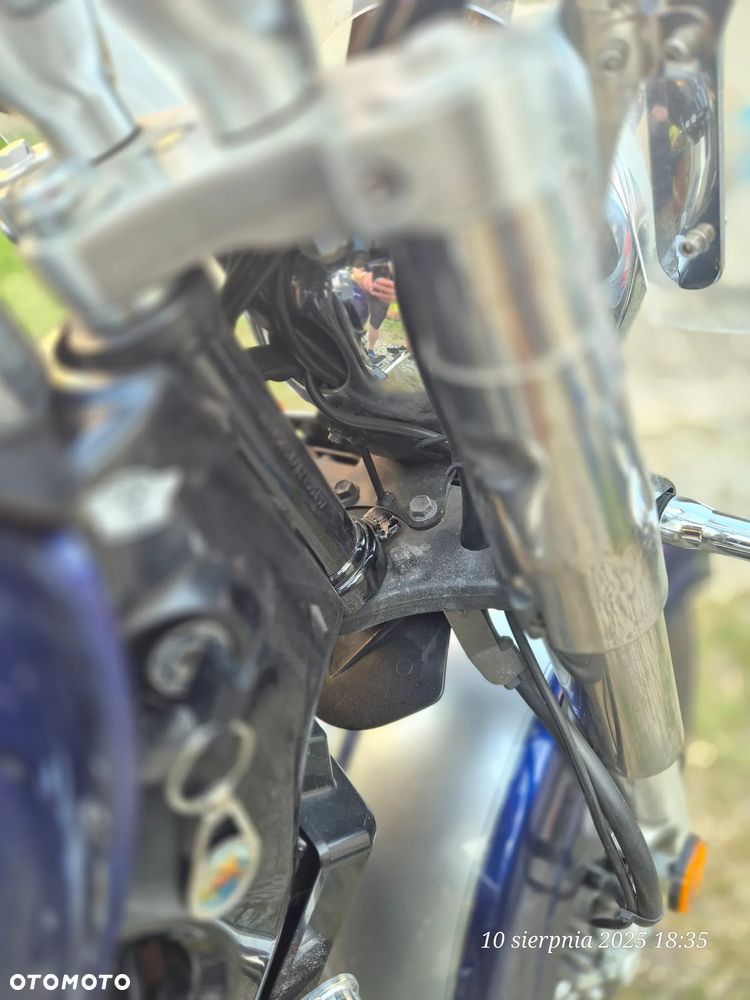 Suzuki Boulevard - 4