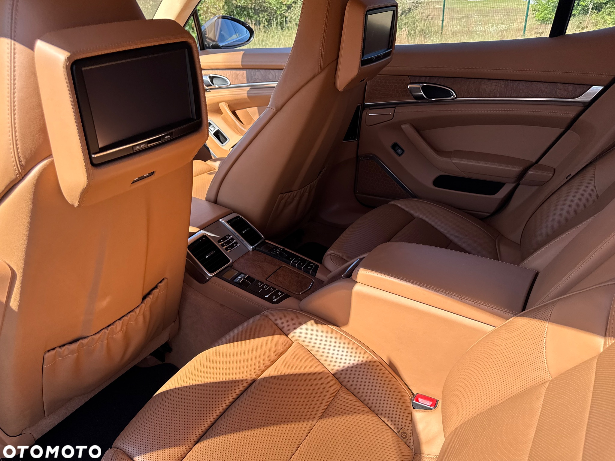 Porsche Panamera 4S - 22