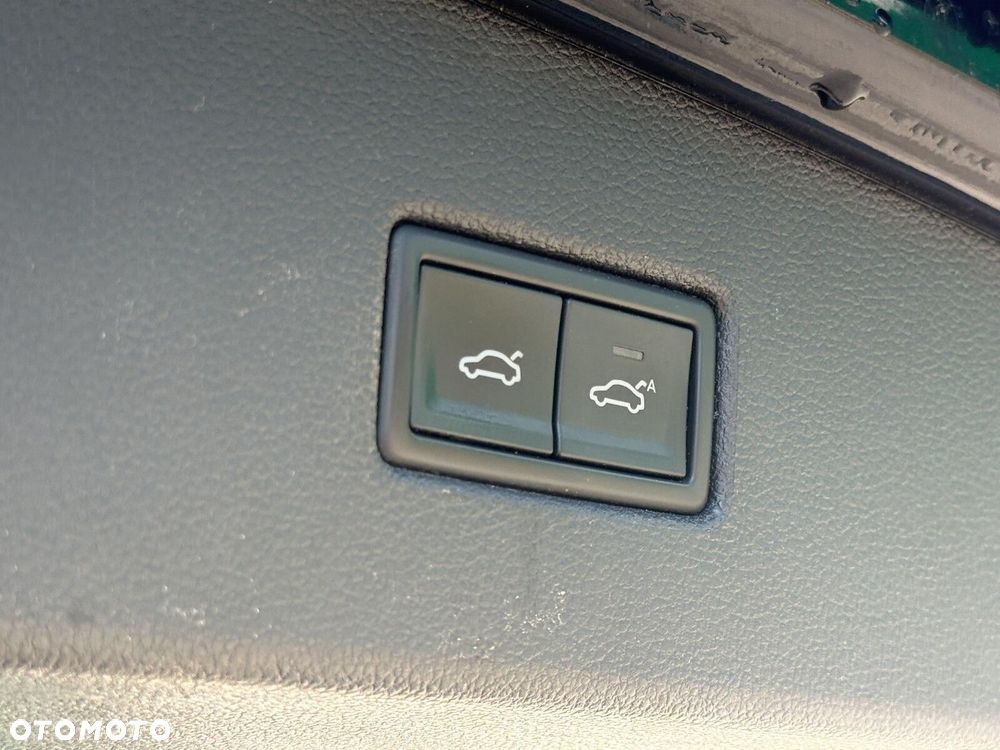Volkswagen Tiguan - 34