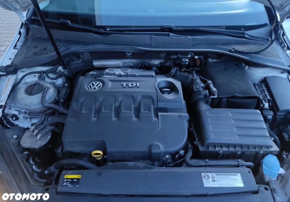 Volkswagen Golf - 9