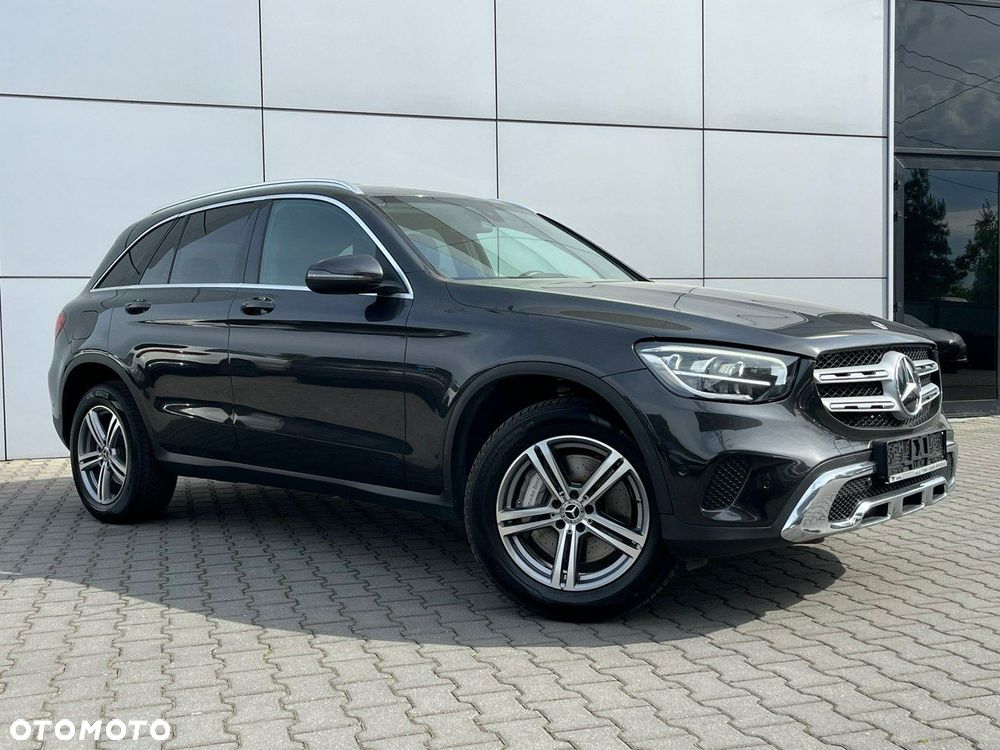 Mercedes-Benz GLC 300 e 4-Matic - 6