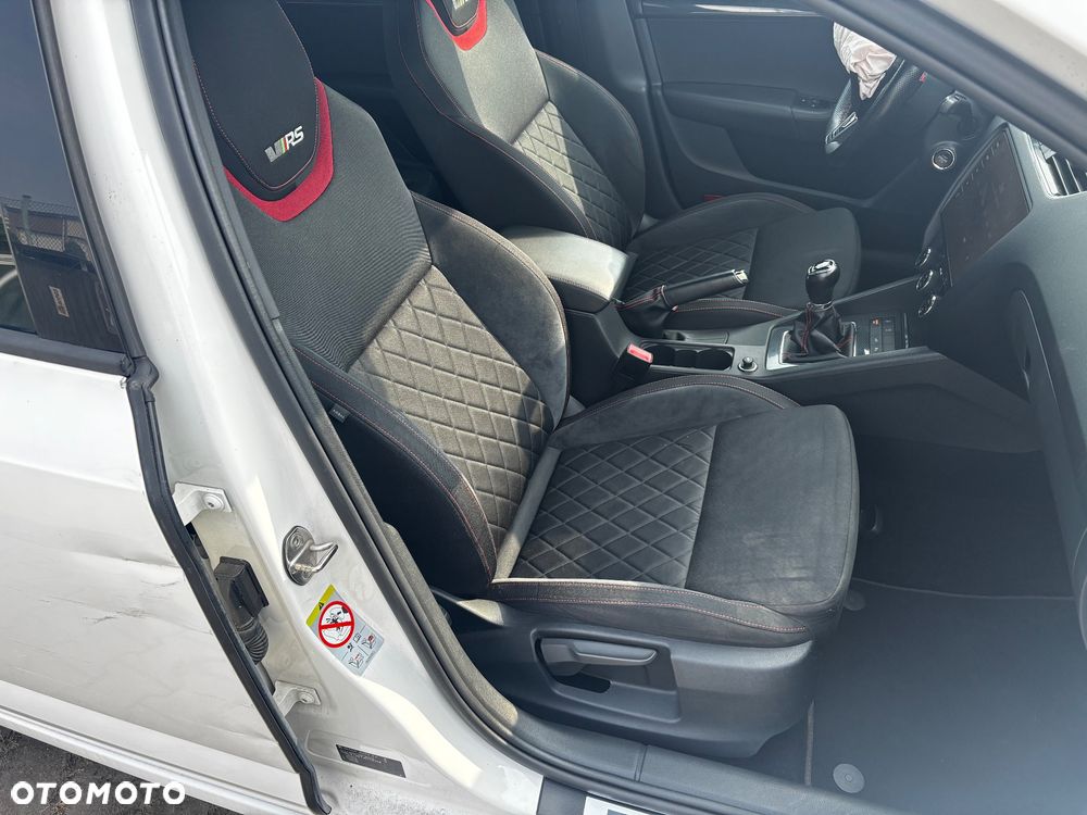 Skoda Octavia 2.0 TDI (Green tec) RS - 28