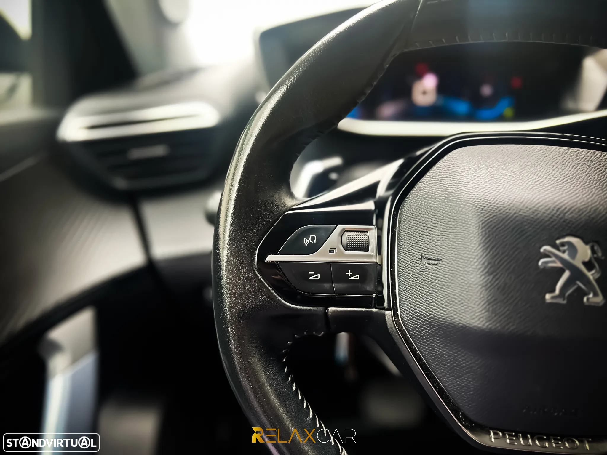Peugeot 2008 1.2 PureTech Allure Pack EAT8 - 10