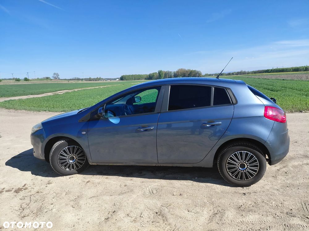 Fiat Bravo ver-1-4-16v-dynamic-euro5 - 1