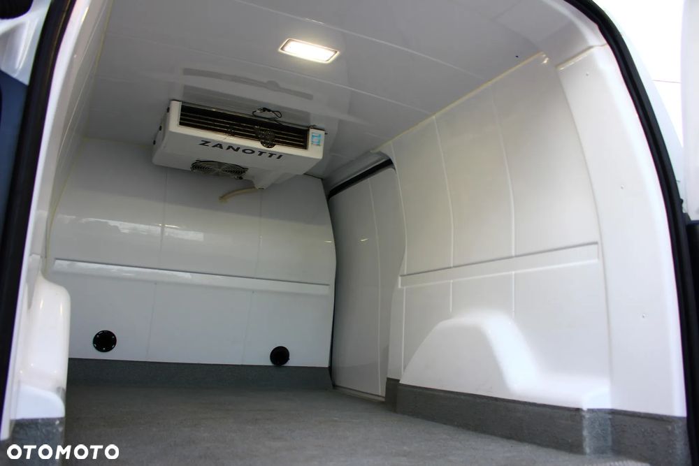 Toyota Proace City 1.5D-4D 102KM LONG L2 3 Osobowy Chłodnia - 25