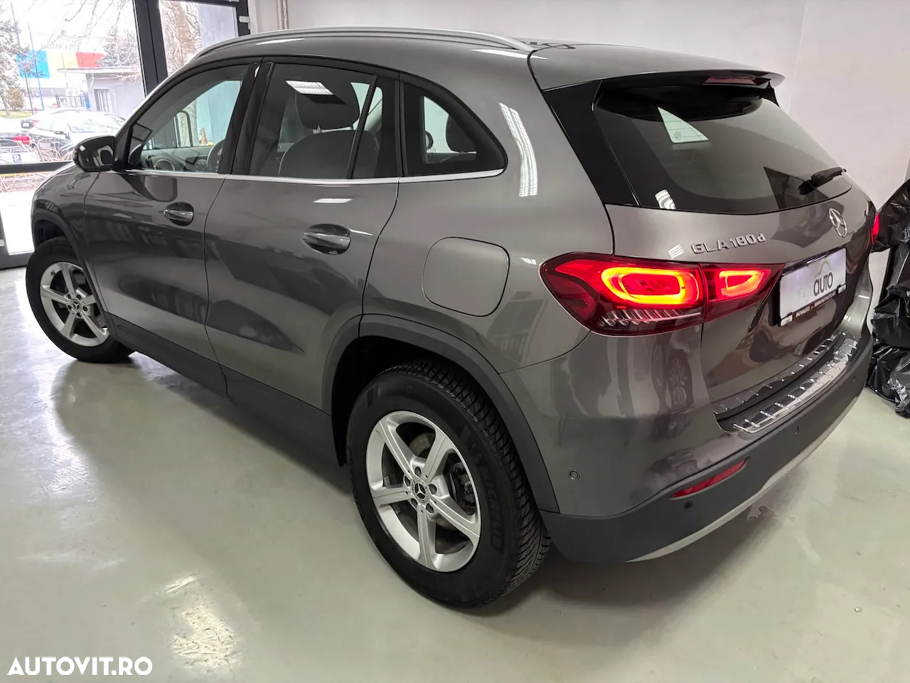 Mercedes-Benz GLA 180 d 8G-DCT Style - 5