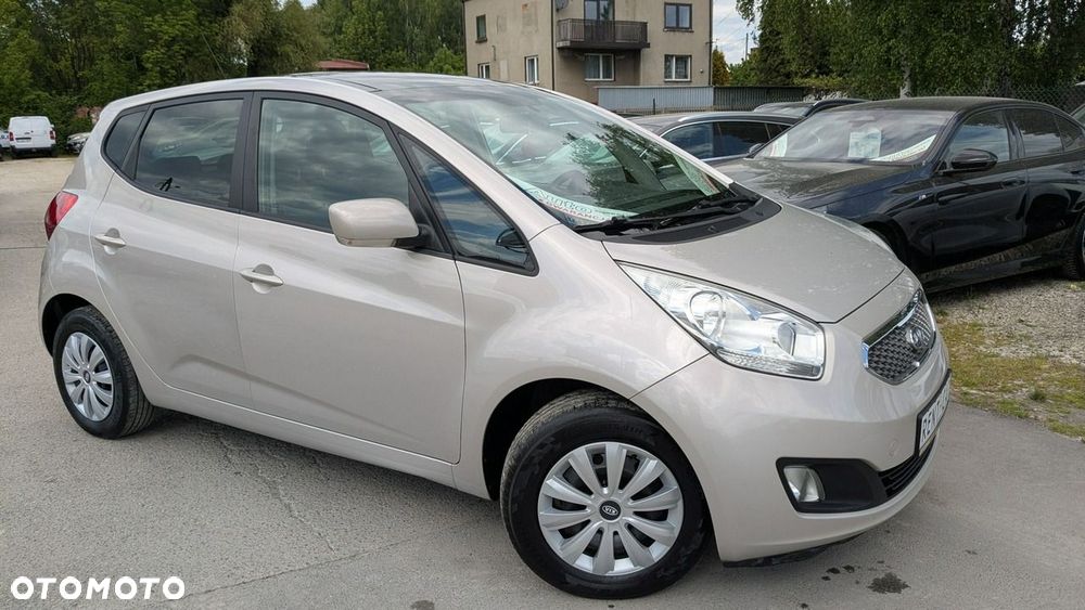 Kia Venga - 5