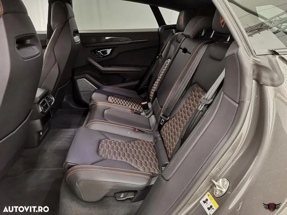 Lamborghini URUS Standard - 22
