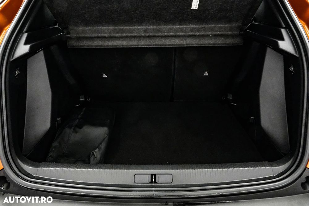 Peugeot 2008 1.5 BlueHDI STT Allure - 21