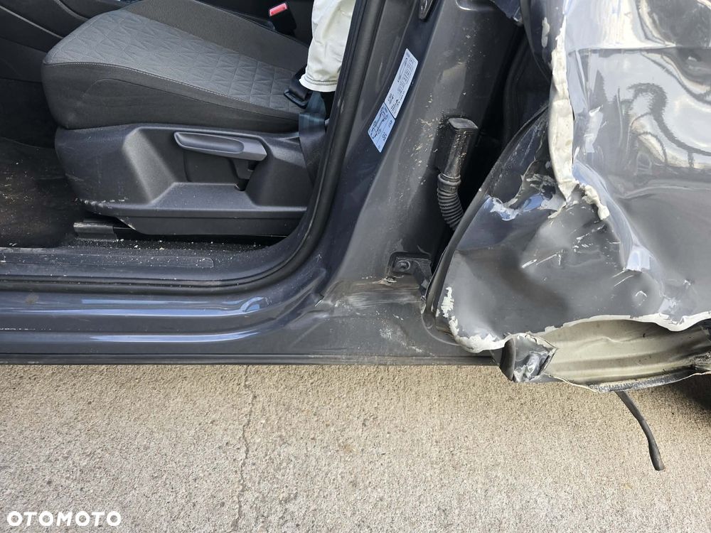 Volkswagen Tiguan - 6