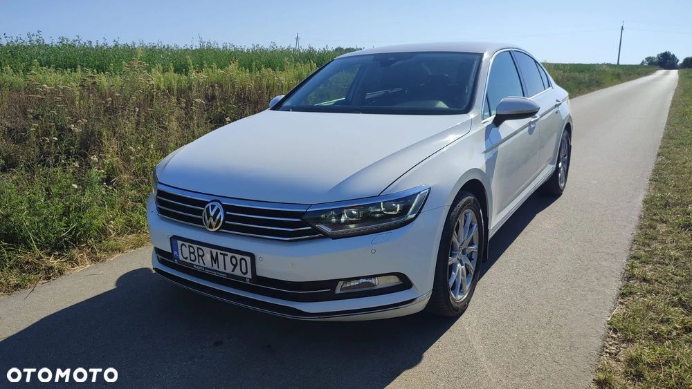 Volkswagen Passat 1.8 TSI BMT Highline - 26