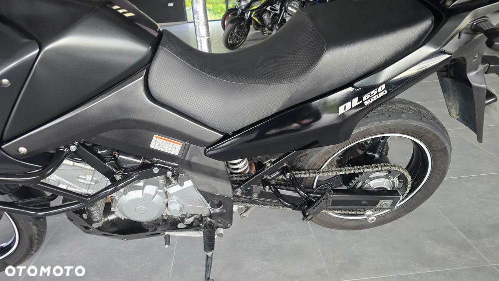 Suzuki V-STROM - 10