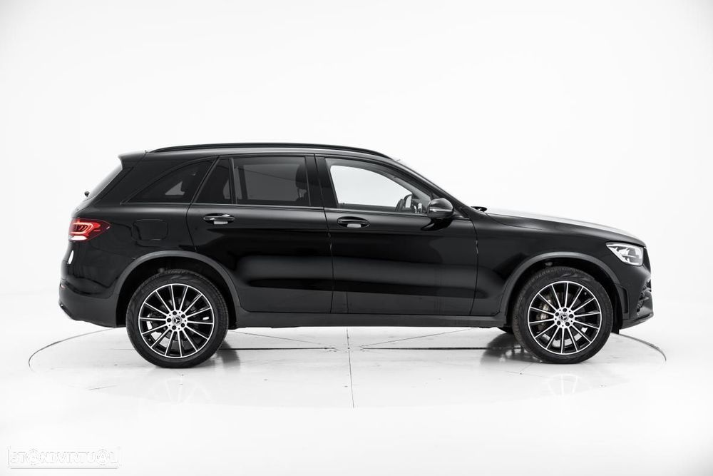 Mercedes-Benz GLC 300 de 4Matic 9G-TRONIC AMG Line — fotografia 2