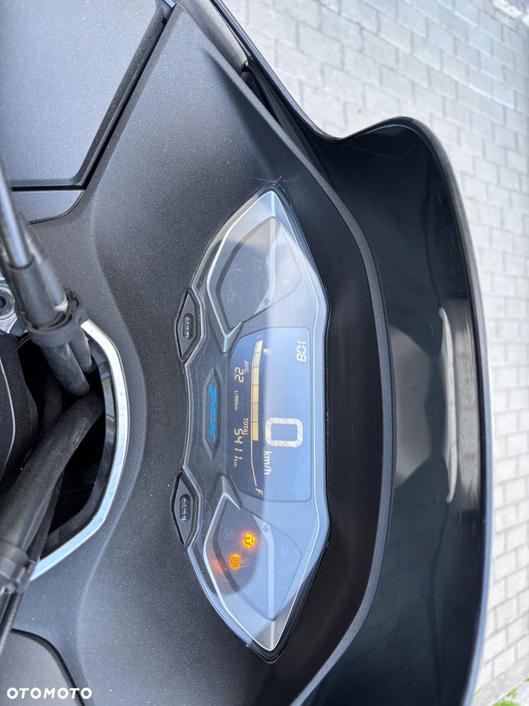 Honda PCX - 5