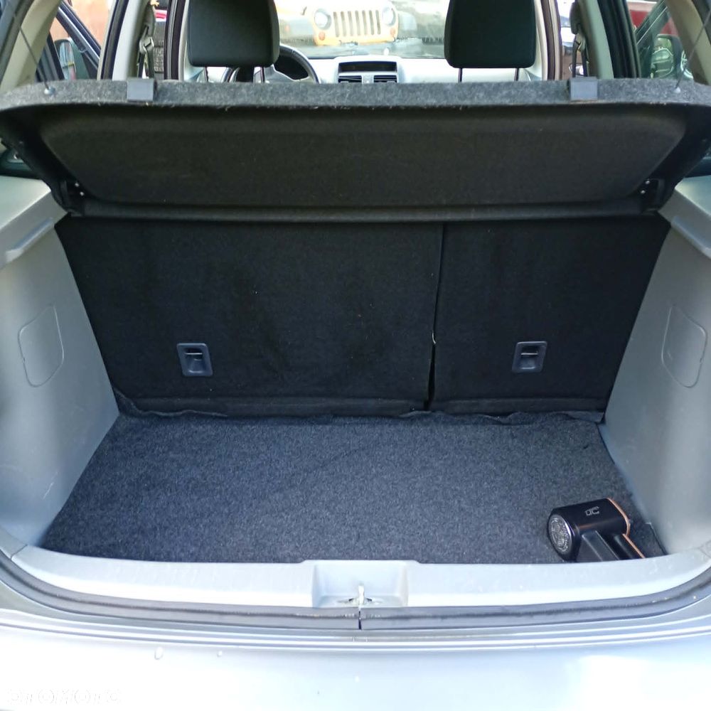 Suzuki SX4 - 11