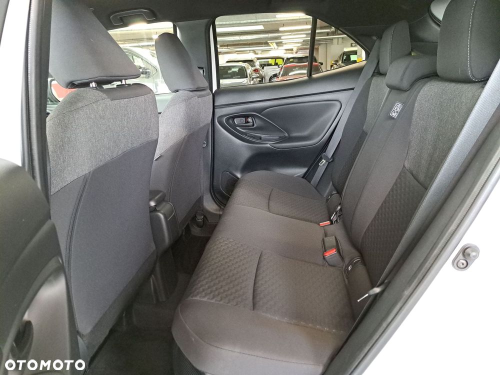 Toyota Yaris Cross Hybrid 1.5 Style - 13