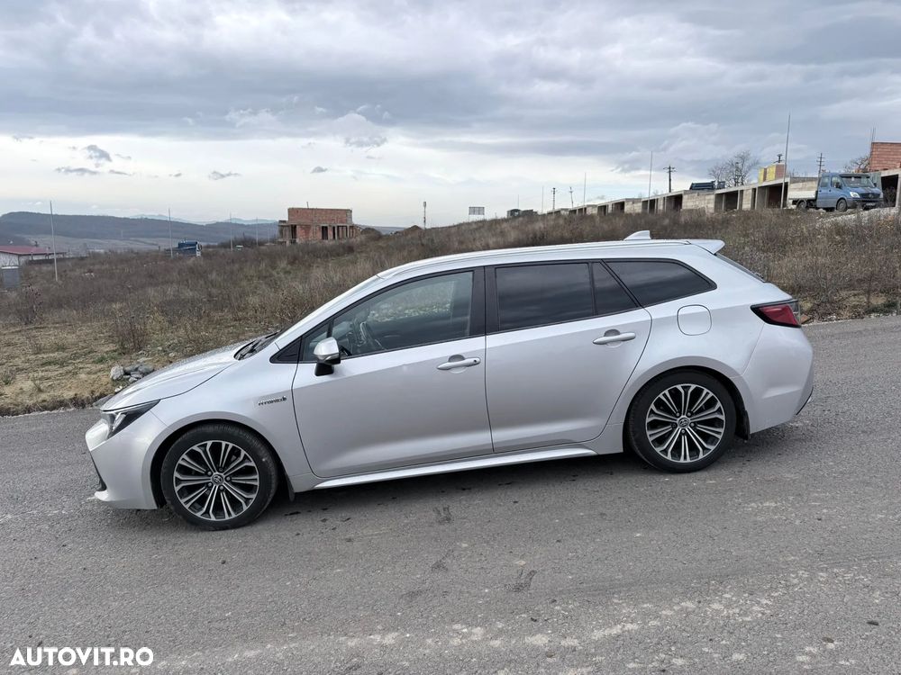 Toyota Corolla 1.8 Hybrid Touring Sports Club - 9