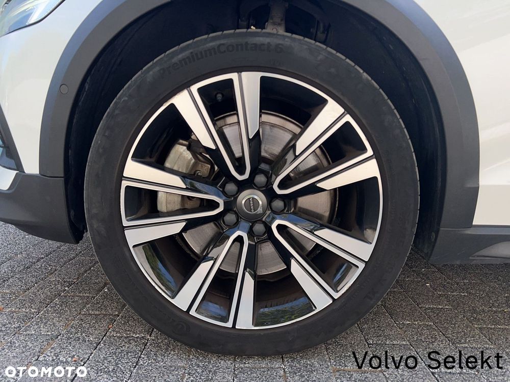 Volvo V60 Cross Country - 21