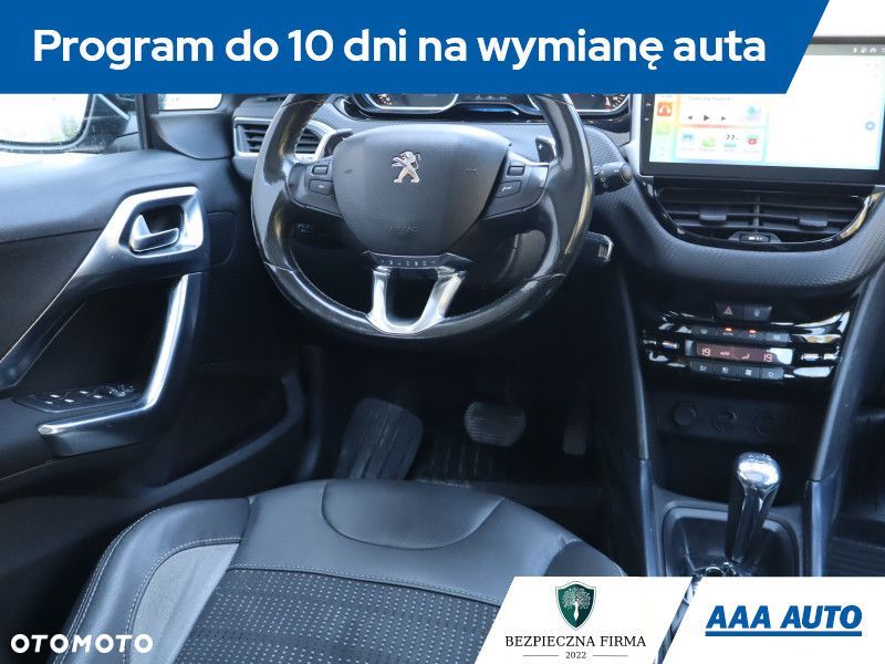Peugeot 2008 - 9