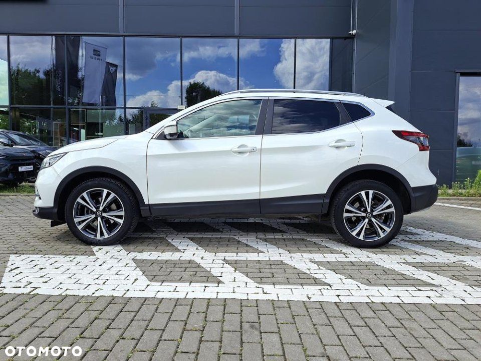 Nissan Qashqai - 2