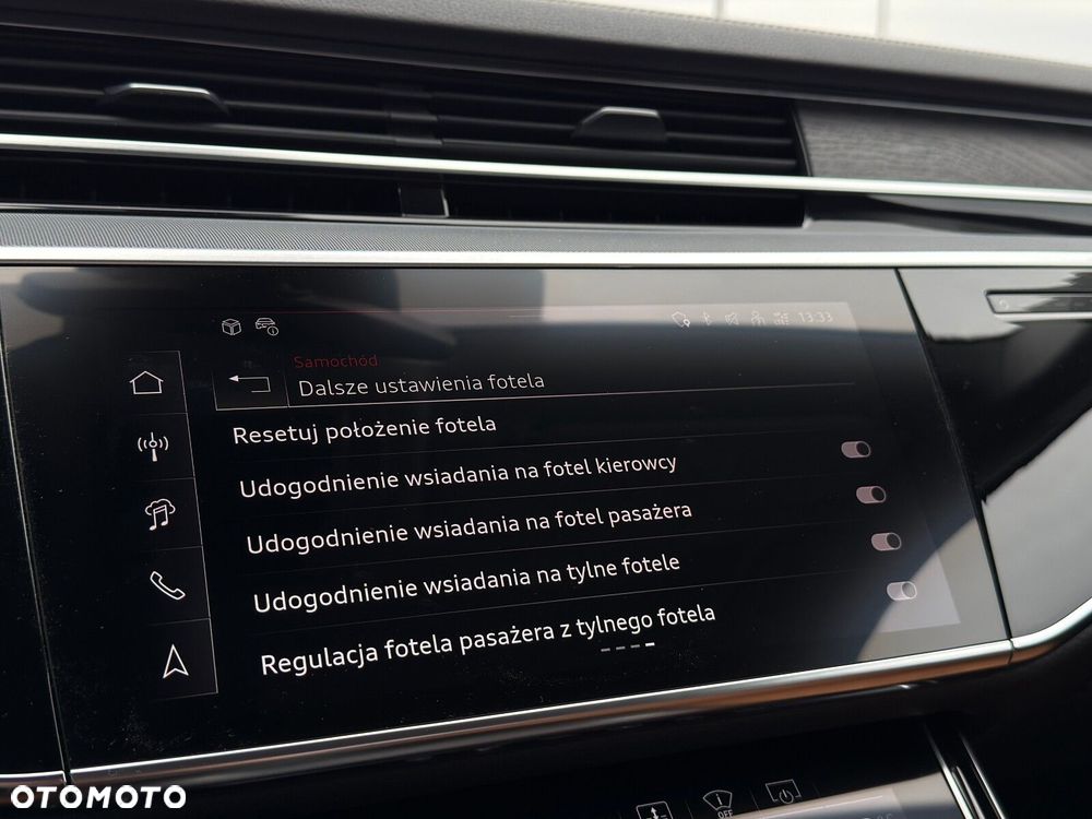 Audi A8 - 40