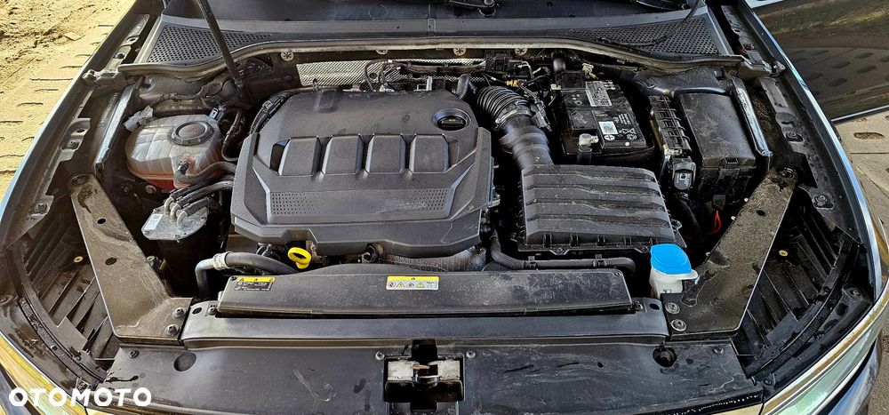 Volkswagen Passat 2.0 TDI EVO Business DSG - 29