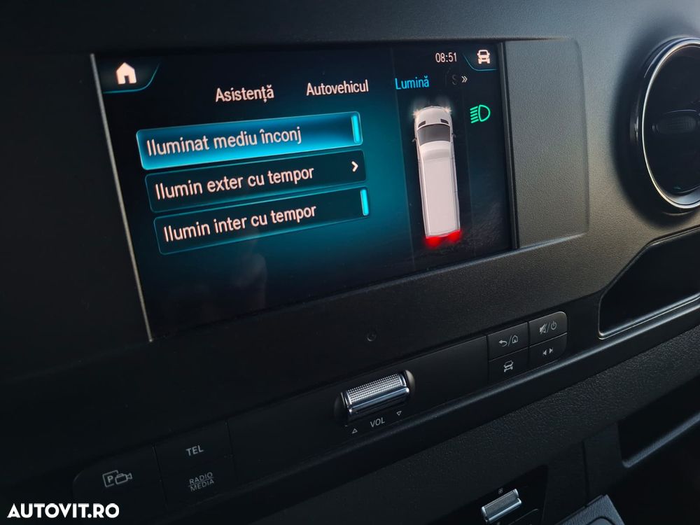 Mercedes-Benz Sprinter - 16