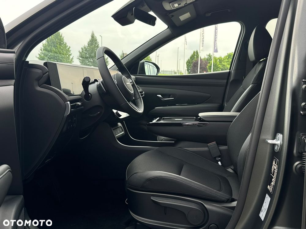 Hyundai Tucson 1.6 T-GDi HEV Smart Black 2WD - 12